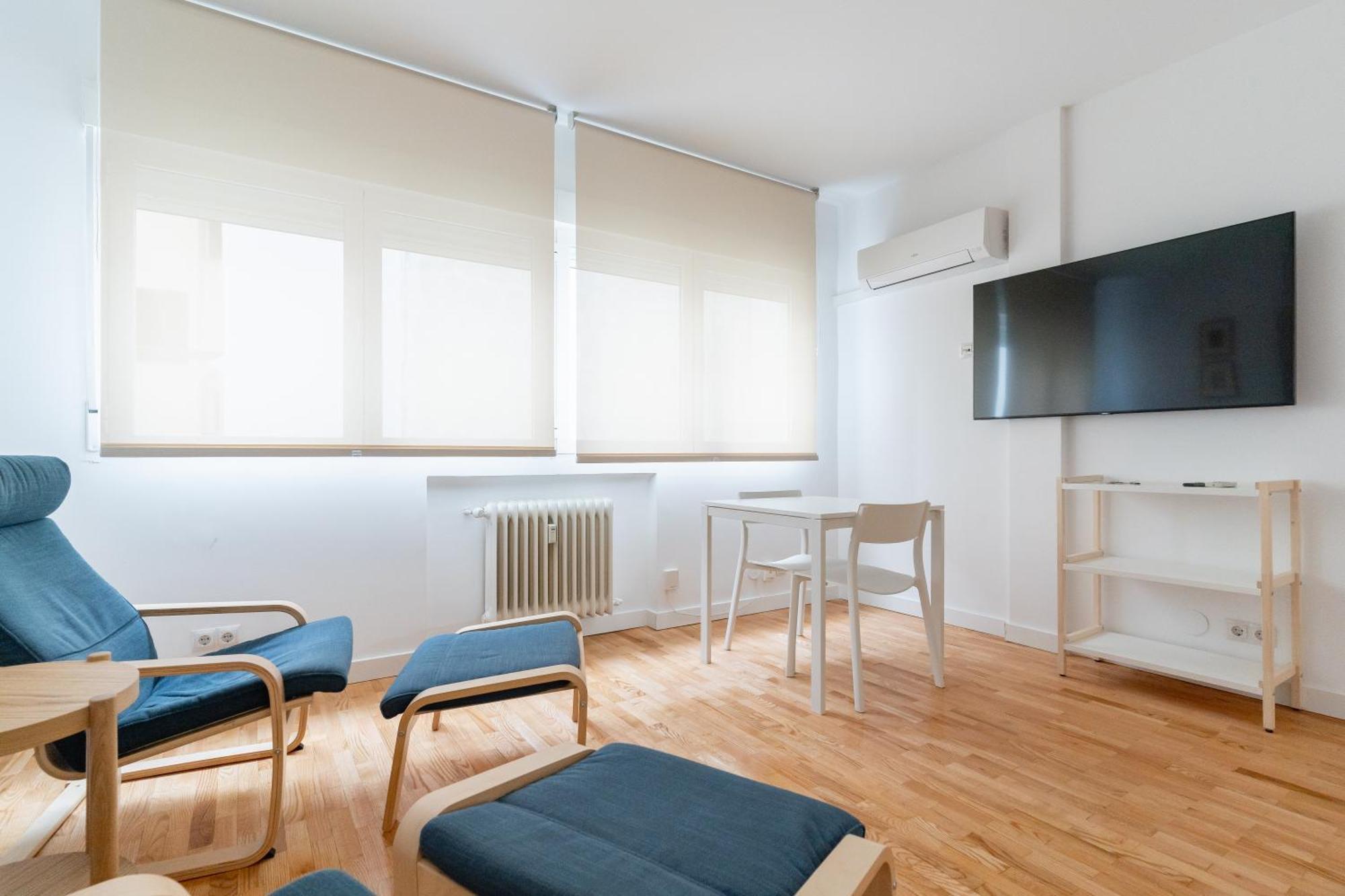 Cozy And Bright-1Bedroom 1Bathroom-Las Letras Madryt Zewnętrze zdjęcie